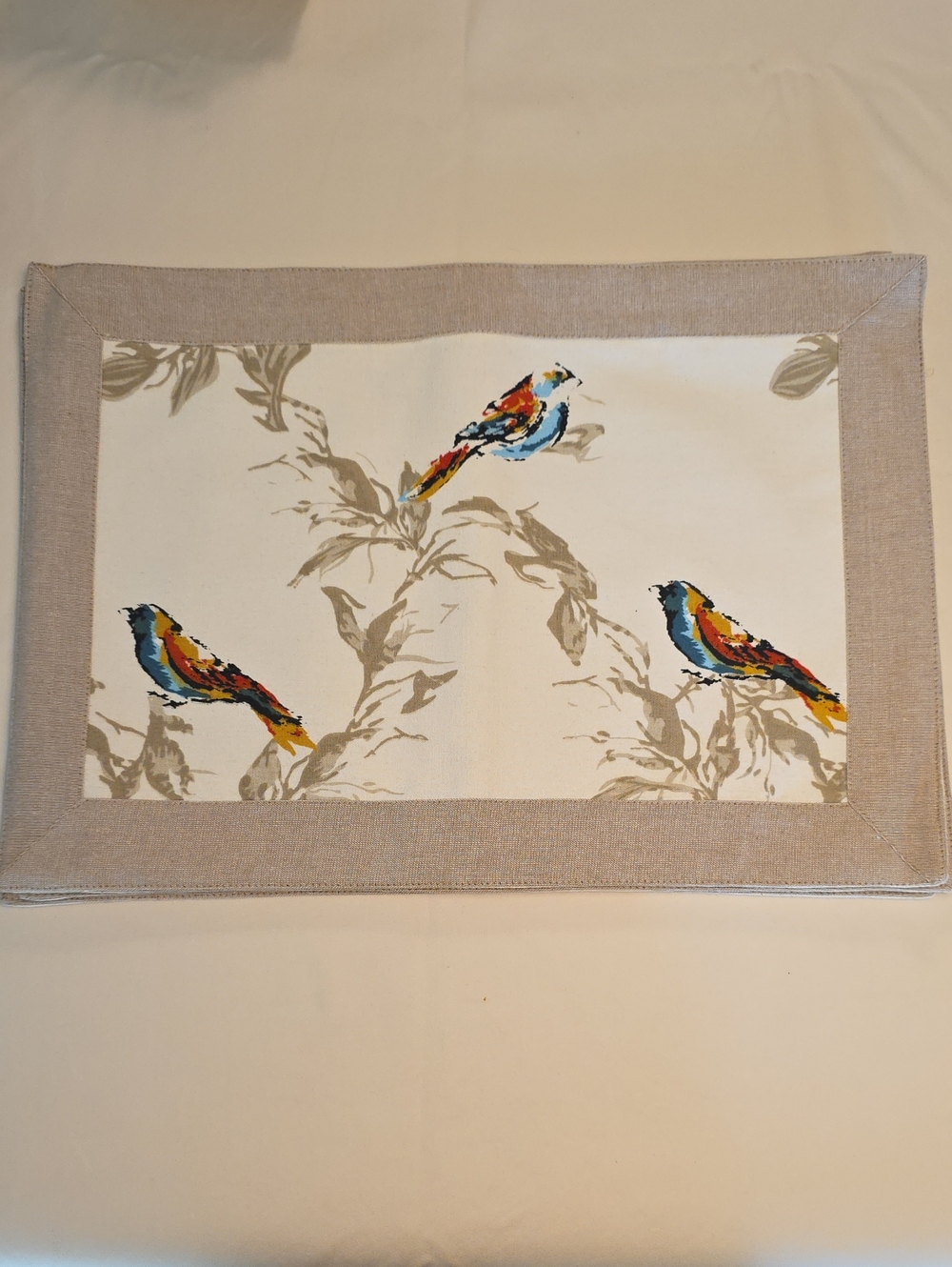 4 Decorative Bird Print Placemat in Beige with Multicolor Accents 13x19
